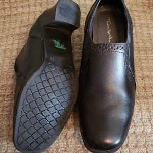 Thom McAn Black Leather